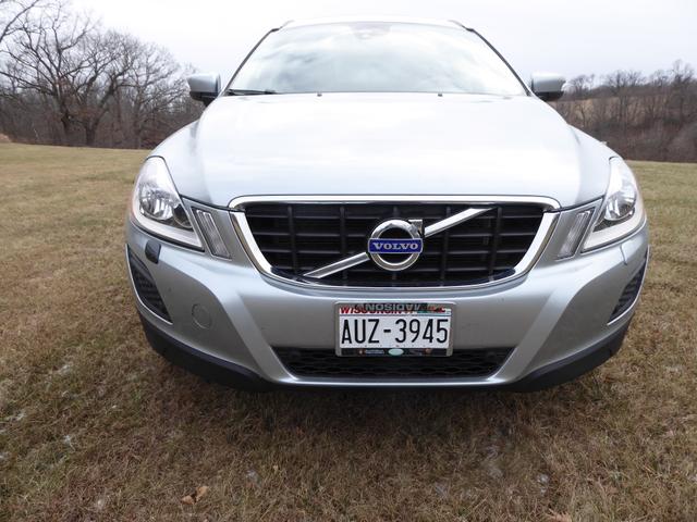 Photo of 2012 Silver Volvo XC60