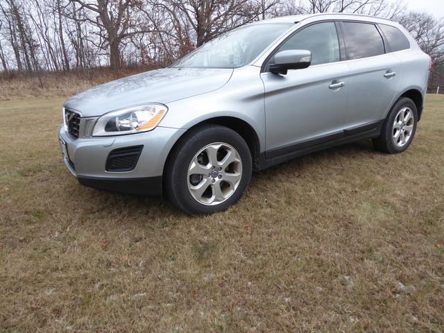 Photo of 2012 Silver Volvo XC60