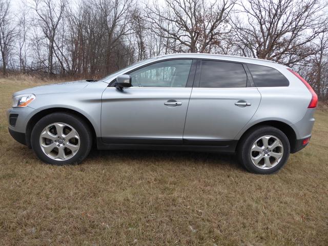 Photo of 2012 Silver Volvo XC60