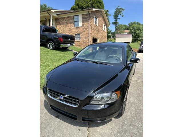 Photo of 2010 Black Volvo C70