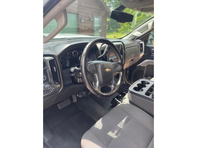 Photo of 2018 Silver Chevrolet Silverado 2500