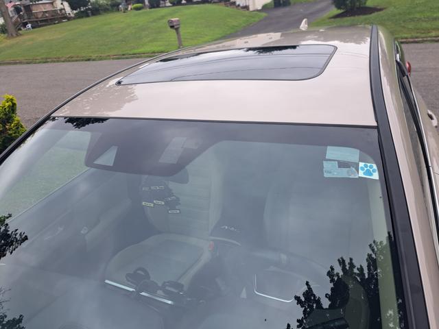 Photo of 2018 Beige Honda CR-V