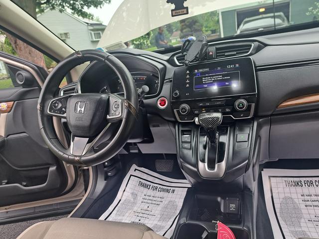 Photo of 2018 Beige Honda CR-V