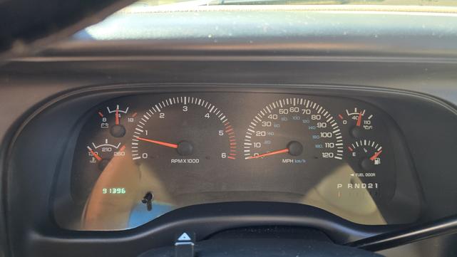 Photo of 1999 Green Dodge Durango