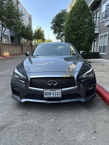 Photo of 2017 Gray INFINITI Q50