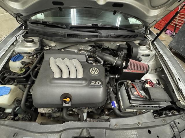Photo of 2005 Silver Volkswagen Golf
