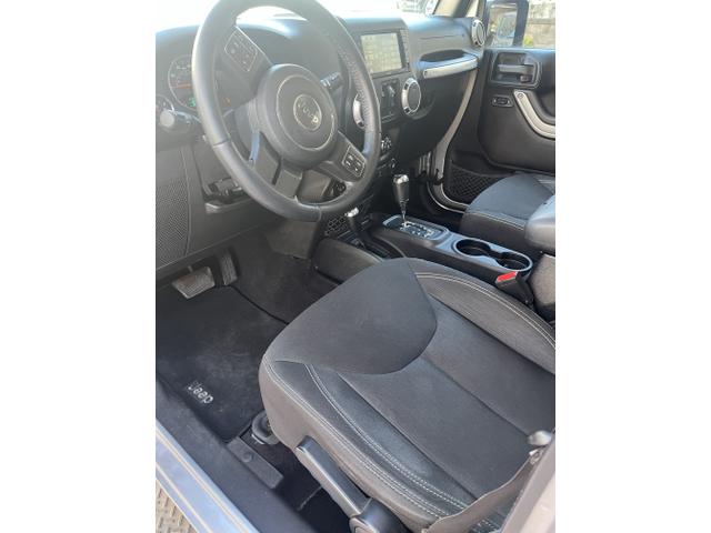 Photo of 2015 Silver Jeep Wrangler Unlimited