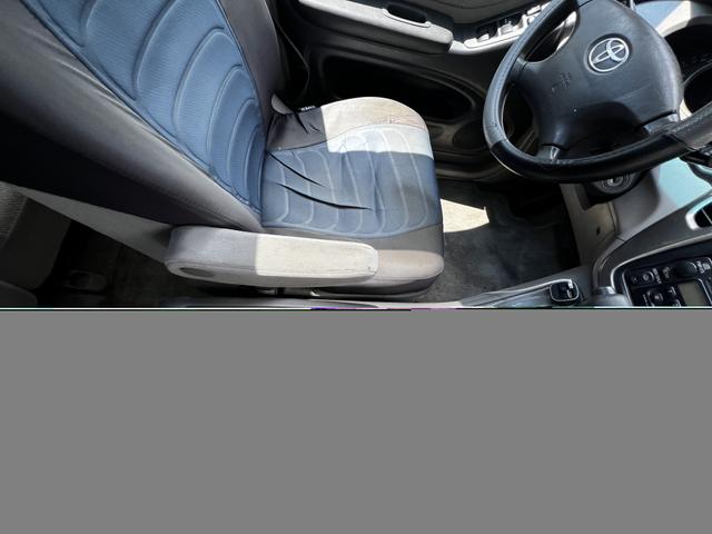 Photo of 2003 Blue Toyota Highlander