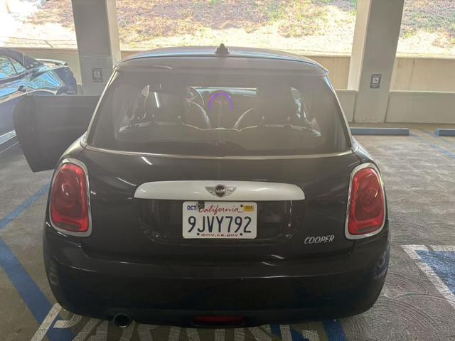 Photo of 2015 Black MINI Hardtop