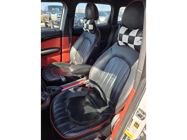 Photo of 2015 White MINI Countryman