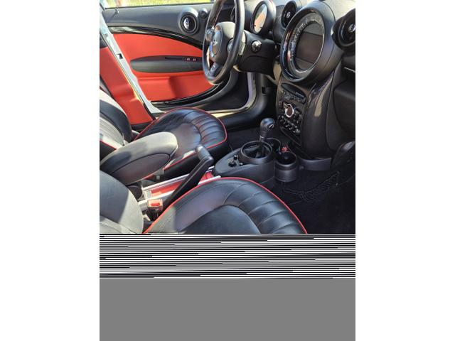 Photo of 2015 White MINI Countryman