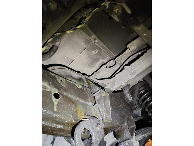Photo of 1998 White Land Rover Discovery
