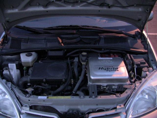 Photo of 2001 Beige Toyota Prius