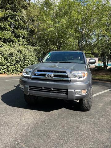 Photo of 2005 Gray Toyota 4Runner