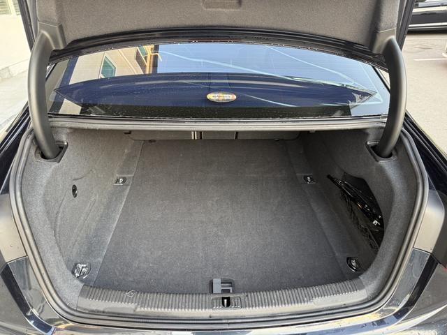 Photo of 2014 Blue Audi A6