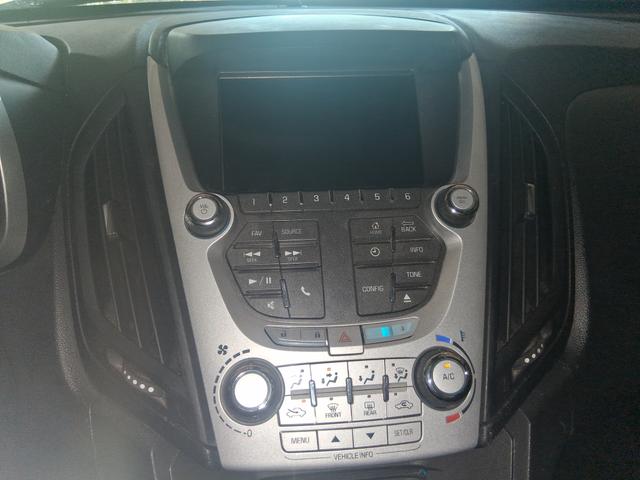 Photo of 2013 Beige Chevrolet Equinox
