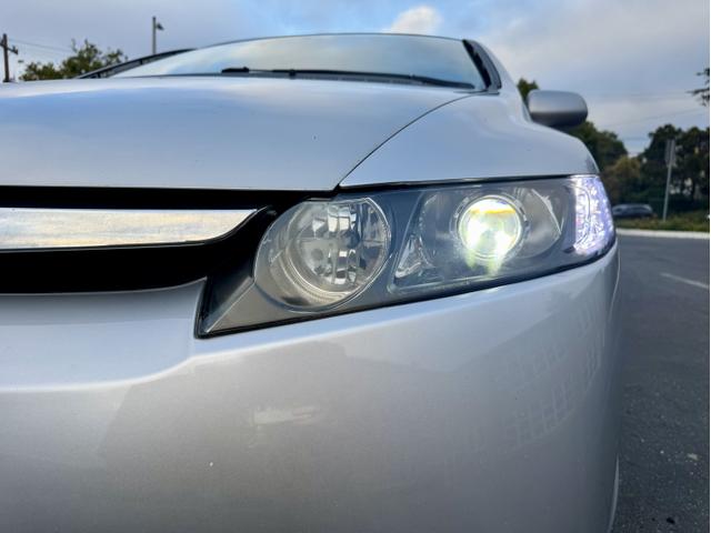 Photo of 2008 Silver Honda Civic