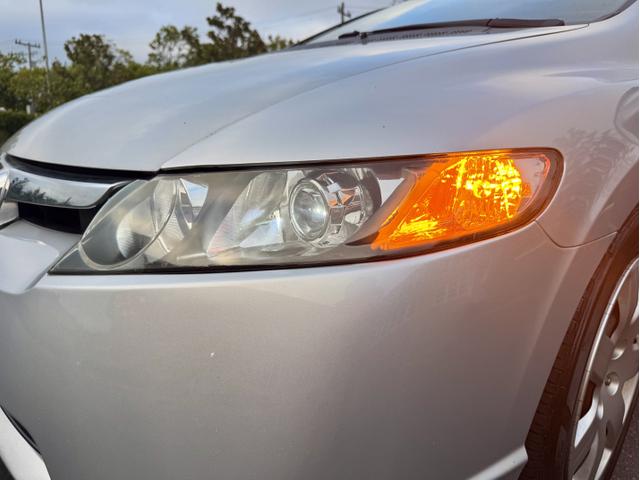 Photo of 2008 Silver Honda Civic