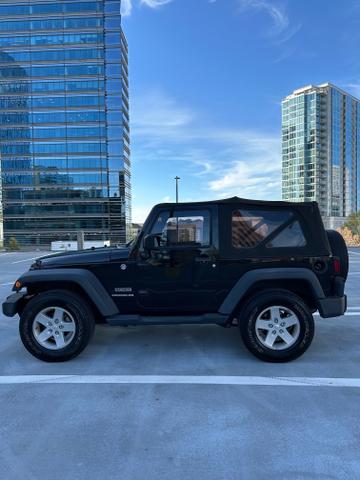 Photo of 2015 Black Jeep Wrangler