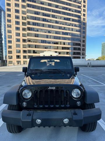 Photo of 2015 Black Jeep Wrangler