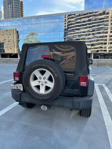 Photo of 2015 Black Jeep Wrangler