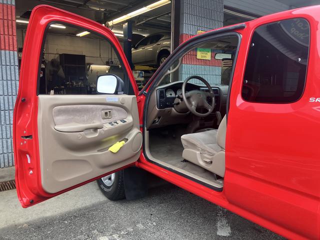 Photo of 2003 Red Toyota Tacoma