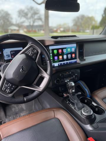 Photo of 2022 Black Ford Bronco
