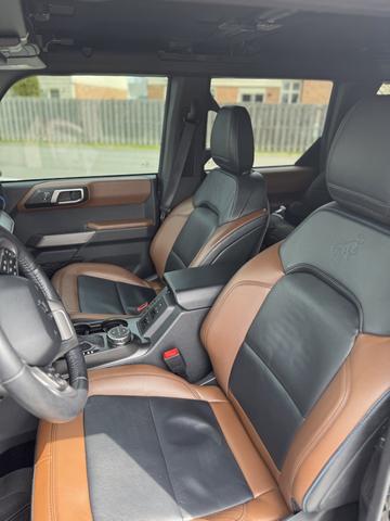 Photo of 2022 Black Ford Bronco