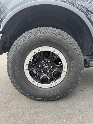 Photo of 2022 Black Ford Bronco
