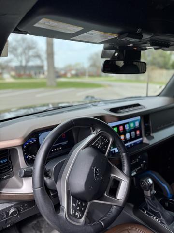 Photo of 2022 Black Ford Bronco