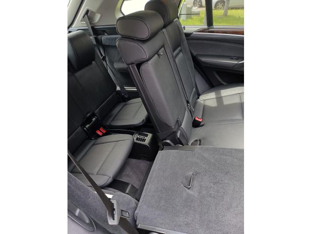 Photo of 2010 Black BMW X5