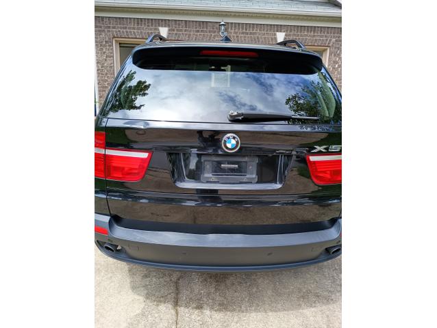 Photo of 2010 Black BMW X5