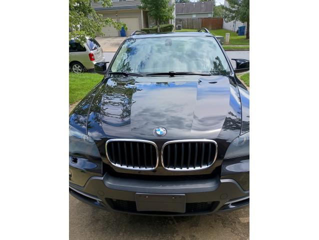 Photo of 2010 Black BMW X5