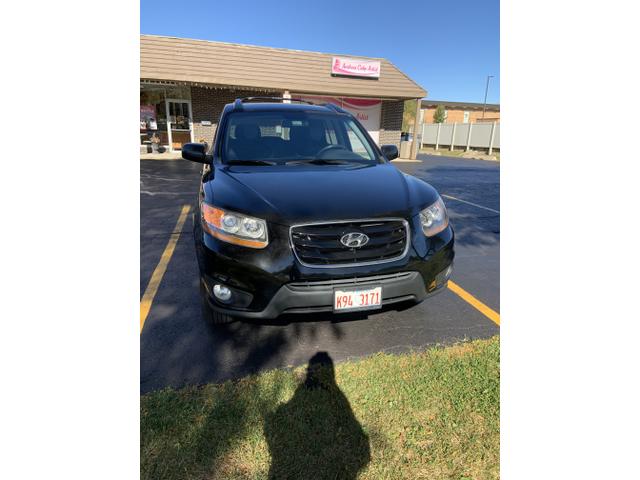 Photo of 2010 Black Hyundai SANTA FE