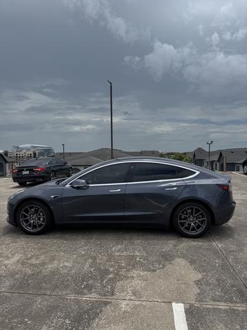 Photo of 2020 Gray Tesla Model 3