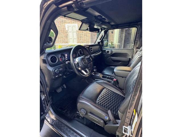 Photo of 2022 Gray Jeep Gladiator