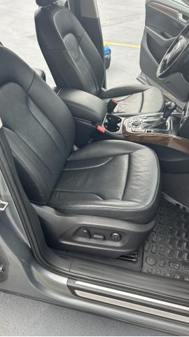 Photo of 2010 Gray Audi Q5