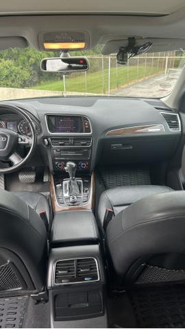 Photo of 2010 Gray Audi Q5