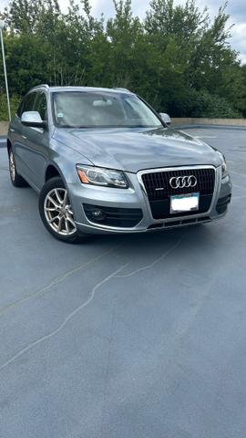 Photo of 2010 Gray Audi Q5
