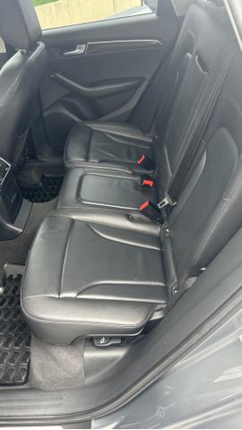 Photo of 2010 Gray Audi Q5