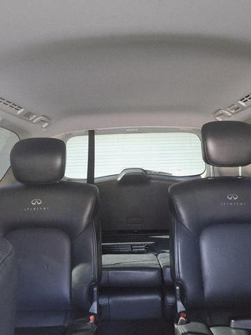 Photo of 2012 Silver INFINITI QX56