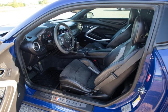 Photo of 2020 Blue Chevrolet Camaro