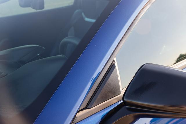 Photo of 2020 Blue Chevrolet Camaro