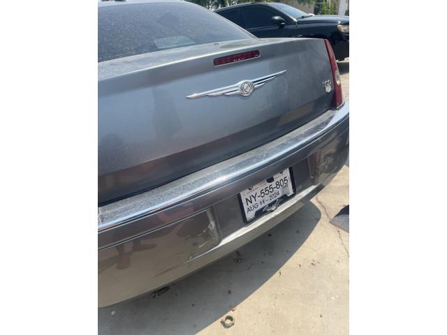 Photo of 2006 Gray Chrysler 300C
