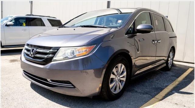 Photo of 2015 Gray Honda Odyssey