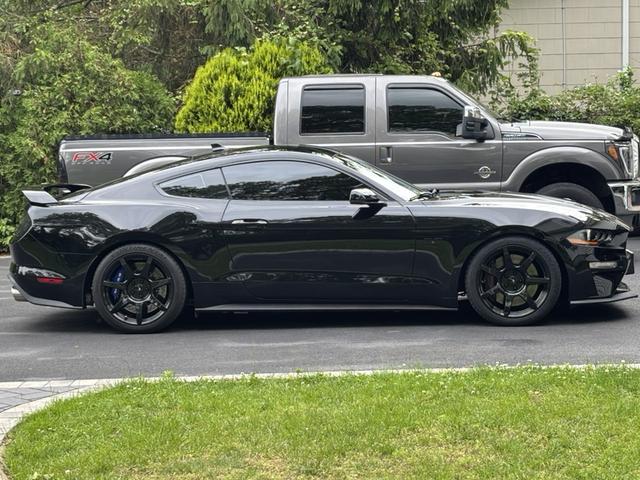 Photo of 2020 Black Ford Mustang
