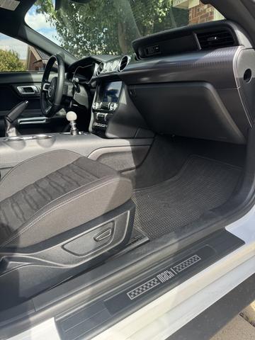 Photo of 2021 White Ford Mustang