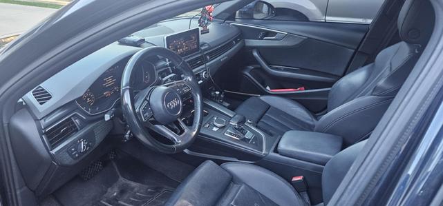 Photo of 2017 Blue Audi A4