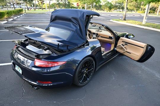 Photo of 2016 Blue Porsche 911