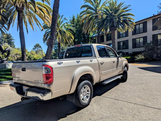Photo of 2005 Gold Toyota Tundra